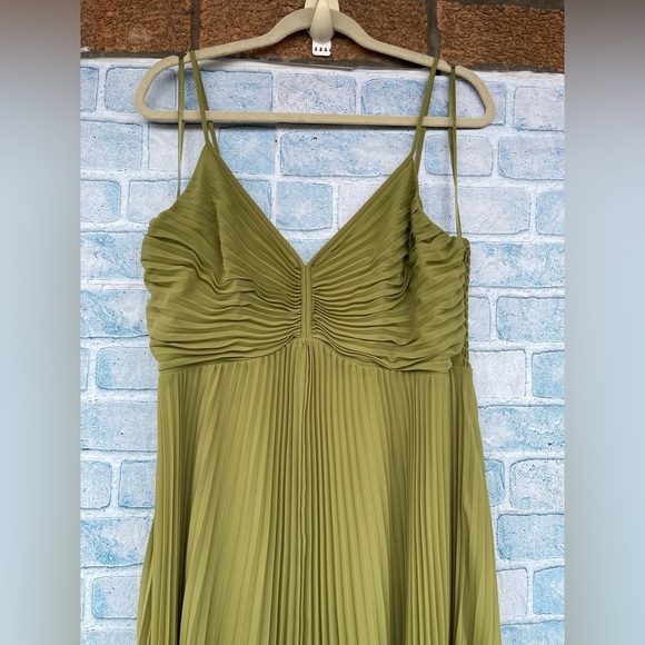 Diane von Furstenberg Pleated Strap Irma Dress size 16 - Picture 6 of 17